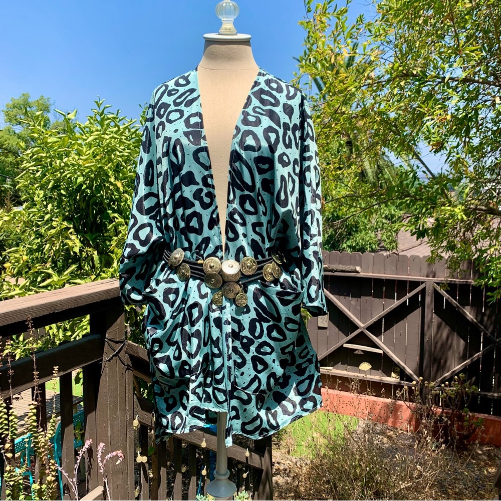 Fabulous Aqua Blue & Black Bold Abstract Leopard Print Kimono Open Cardigan OS